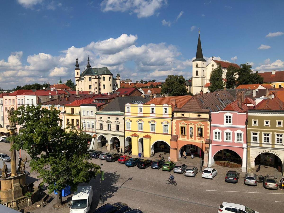 Stylove Ubytovani V Historickem Centru Litomysle ภายนอก รูปภาพ